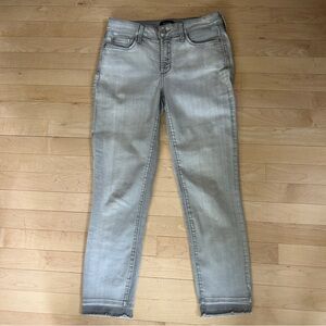 NYDJ Alina Frayed Hem Cropped Ankle Jeans 8